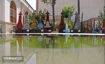 آماده سازی ۴۰۰ تیغه علامت منقش به القاب اباعبدالله الحسین(ع) 35