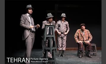 اجرای نمایش کمدی "استشمامات" 6