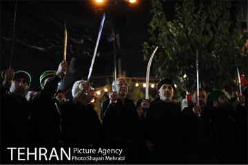 مشعل‌گردانی در دولت آباد تهران 9