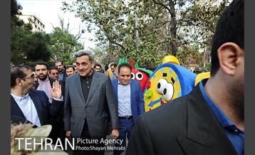 بازدید شهردار تهران از نوروزگاه بلوار کشاورز 18