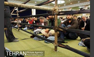 تشییع شهدای آتش نشان در شبستان مصلی-2 17