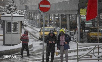 عملیات برف‌روبی در منطقه1