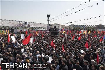 تشییع پیکر مطهر شهید محسن حججی 37