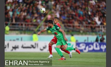 دیدار تیم های ذوب آهن و پرسپولیس 17