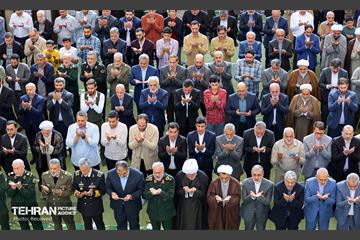 نماز عید فطر در مصلی تهران 47