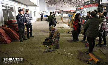 بازدید اصحاب رسانه از مراکز بازسازی ناوگان اتوبوسرانی 12