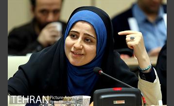 نشست هم اندیشی مهندس عارف نیا با خبرنگاران حوزه شهری 19