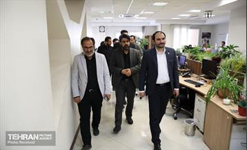 بازدید سخنگوی شهرداری تهران از موسسه همشهری 15