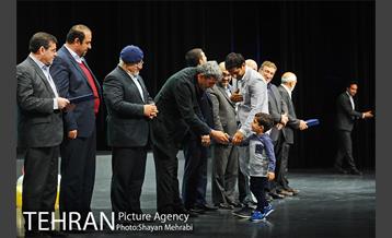 مراسم تجلیل از خدام موکب علی بن موسی الرضا(ع) با حضور پیروز حناچی شهردار تهران 36