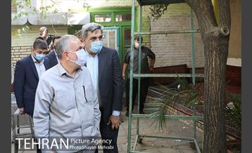 بازدید شهردار تهران از قهوه‌خانه حسین رمضان یخی در محله دروازه غار 2