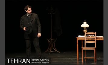 نمایش ماتریوشکا‎ 15