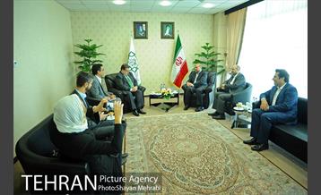 حضور شهردار مونترال در برج میلاد برای امضاء تفاهم نامه با شهرداری تهران 1