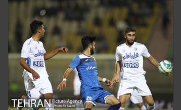 دیدار استقلال خوزستان و استقلال تهران در لیگ برتر فوتبال 16