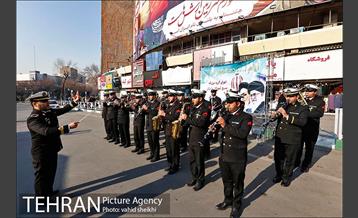 اجرای گروه موزیک به مناسبت سالگرد ورود امام خمینی (ره) 20