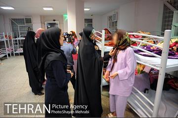 شهردار شب دکتر گیل آبادی با حضور جمعی از بازیگران 5
