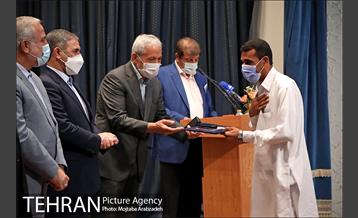 آیین واگذراری ماشین‌آلات به استان‌های سیستان‌و‌بلوچستان 25