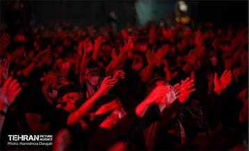 اجتمـاع بـزرگ ملت امـام حسین (ع) 7