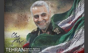 رونمایی از طرح هنری شهید سردار سلیمانی 18