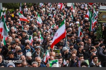 تشییع پیکر سردار شهید علی‌محمد نائینی