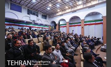 آیین اهدا ماشین آلات تهیه شده توسط شهرداری تهران به مناطق زلزله زده استان کرمانشاه 24