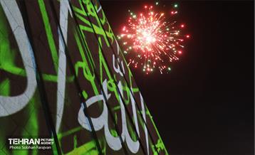 نورافشانی جشن پیروزی انقلاب اسلامی در میدان آزادی 10