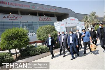 بازدید شهردار تهران از نمایشگاه دفاع مقدس 1