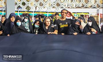 اهتزاز اَبَر پرچم متبرک ابا عبدالله حسین(ع) 26