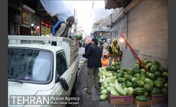 خرید شب یلدا در بازار امام حسین 8