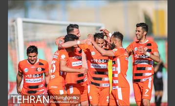 دیدار تیم های سایپا و پیکان 6