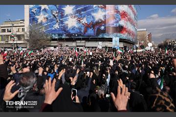اجتماع مردم تهران در پی شهادت رهبر انقلاب - 1 66