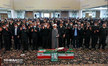 مراسم وداع و تشییع پیکر سردار محمد کریم بیات 9