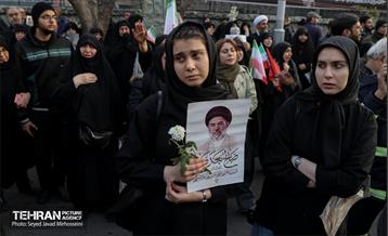 مراسم تشییع «علی لاریجانی»، «غلامرضا سلیمانی» و قهرمانان «ناو دنا» 15