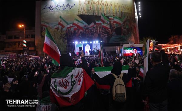 اجتماع مردم غیور تهران در قدردانی از همراهی جبهه مقاومت یمن 45