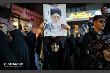 مراسم سوگواری هفتمین روز شهادت رهبر انقلاب در میدان هفت‌حوض