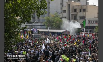 تشییع پیکر شهید اسماعیل هنیه در تهران - 3 32