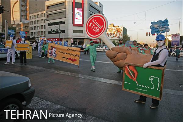 اختتامیه نمایش های خیابانی پویش از خودمان شروع کنیم 1