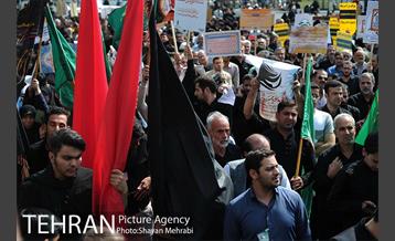 راهپیمایی ضدآمریکایی نمازگزاران جمعه تهران 15