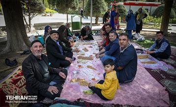 روز طبیعت در پارک ساعی و حاشیه اتوبان مدرس  20