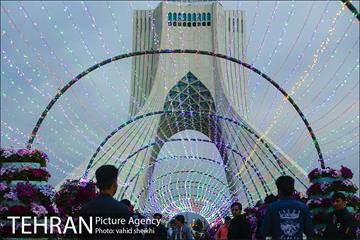 میدان آزادی به استقبال بهار رفت 15