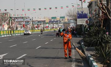 خدمات شهرداری تهران در پایان راهپیمایی ۲۲ بهمن - ۱ 12
