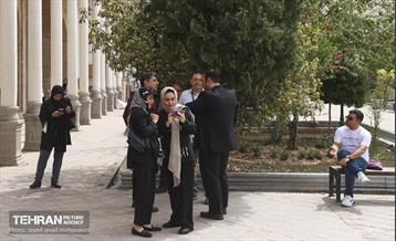 بازدید معماران از مجموعه تاریخی اتحادیه و پروژه بازآفرینی ساختمان بلدیه 10