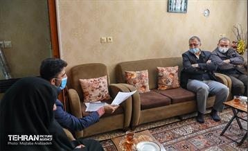 حضور شهردار تهران در منزل شهید ارشد محمودی 9