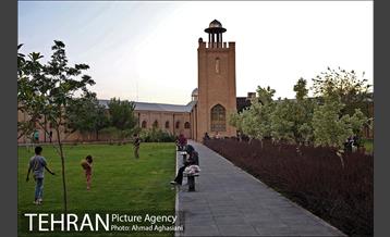 باغ موزه قصر 44