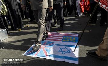 راهپیمایی یوم‌الله 13 آبان  8