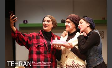 نمایش جنایات قلب 19