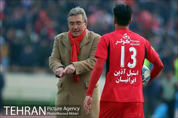 دیدار تیم های فوتبال پرسپولیس و تراکتور سازی