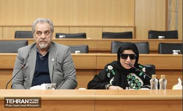 نشست صمیمانه  با نخبگان دارای معلولیت 11