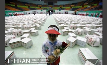 توزیع دوهزار بسته غذایی ویژه برای خانوارهای بالای ۵ نفر 2