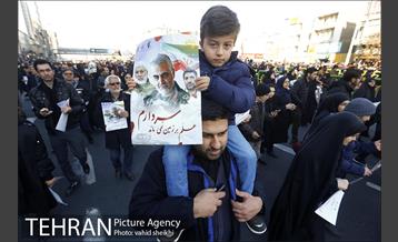 تشییع پیکر سپهبد قاسم سلیمانی و شهدای مقاومت در تهران  16