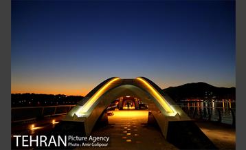 گذر موج دریاچه شهدای خلیج فارس 22